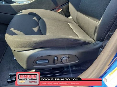 Used 2023 Chevrolet Malibu LT image 16