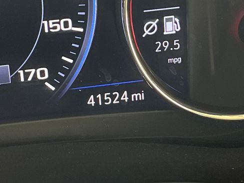 Used 2024 Chevrolet Malibu LT image 40