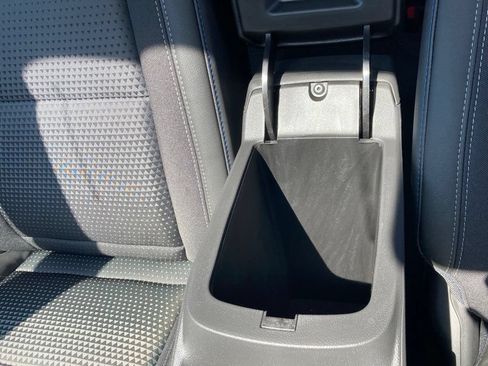 New 2026 Chevrolet Trax LT w/ LT Convenience Package FWD image 16