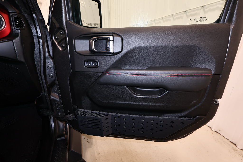 Used 2023 Jeep Gladiator Rubicon w/ LED Lighting Group AWD/4WD image 19