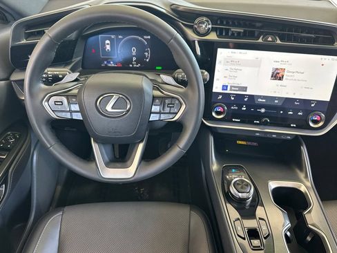 Used 2025 Lexus RZ 300e w/ Accessory Package (2T) FWD image 16
