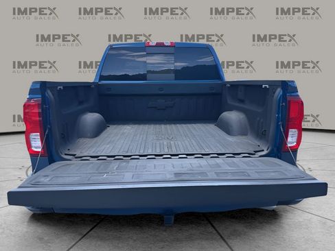 Used 2018 Chevrolet Silverado 1500 High Country AWD/4WD image 31