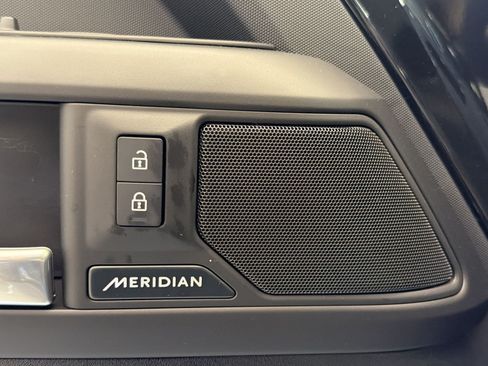 New 2026 Land Rover Defender 110 S AWD/4WD image 27