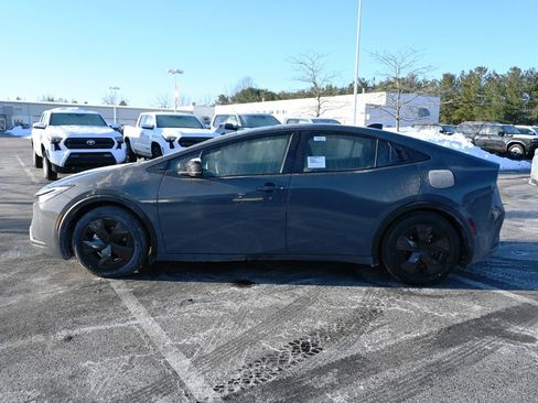 New 2026 Toyota Prius Plug-In Hybrid image 4