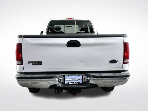Used 2004 Ford F250 Lariat AWD/4WD image 7