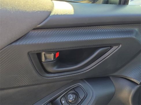 Used 2024 Subaru Crosstrek 2.0i Premium image 19