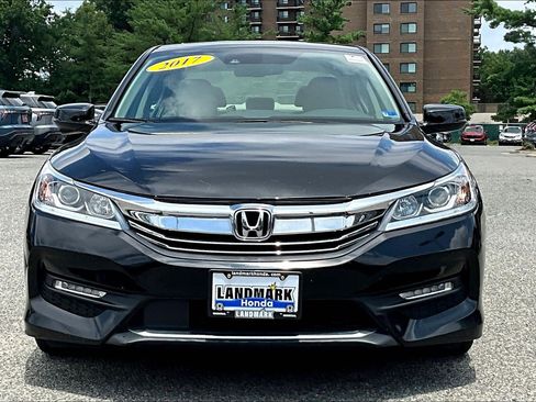 Used 2017 Honda Accord EX-L image 3