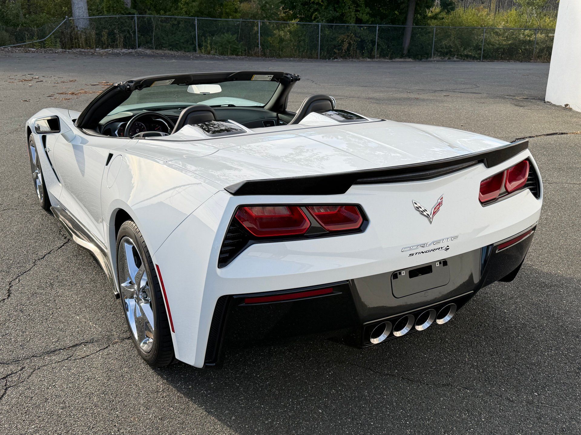 Used 2014 Chevrolet Corvette Stingray Convertible w/ Battery Protection Package RWD image 4