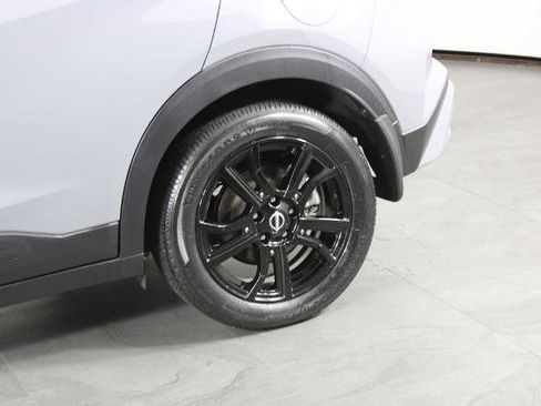 Certified 2023 Nissan Kicks SV FWD image 15