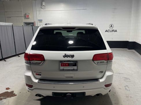 Used 2017 Jeep Grand Cherokee Overland AWD/4WD image 5