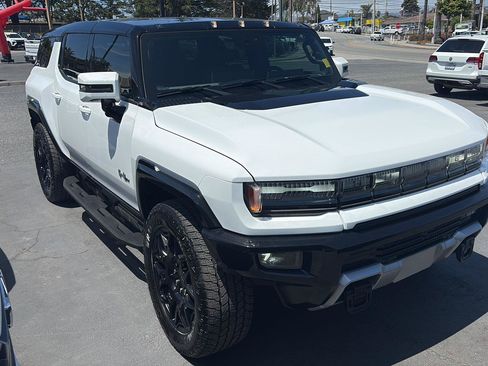 Used 2025 GMC Hummer EV 2X AWD/4WD image 8
