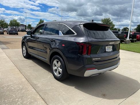New 2026 Kia Sorento LX FWD image 7