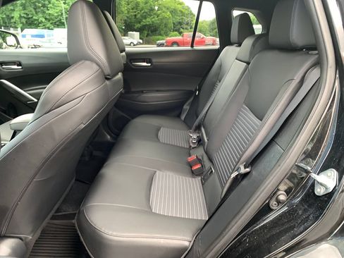 Used 2025 Toyota Corolla Cross AWD Hybrid w/ Convenience Package image 8