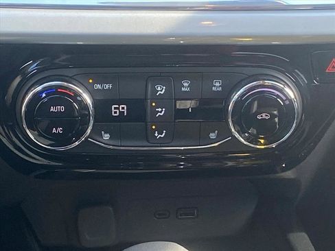 New 2026 Chevrolet Trax LT w/ Driver Confidence Package image 11