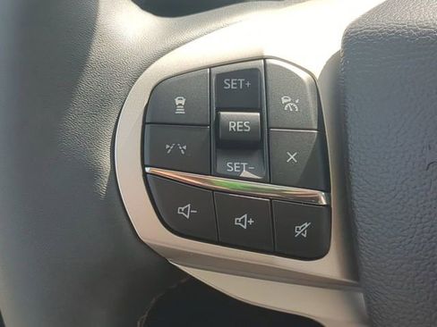 New 2026 Ford Explorer Active RWD image 24
