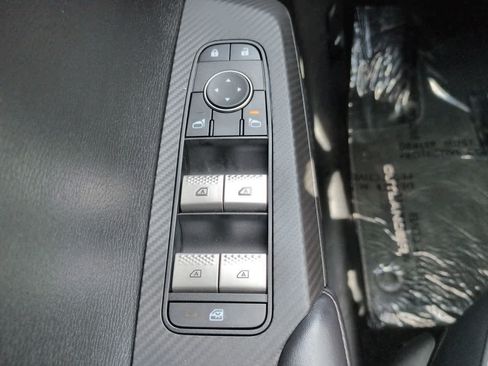 Used 2026 Mitsubishi Outlander SE FWD image 22