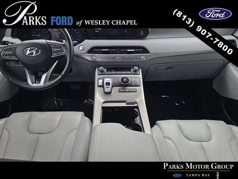 Used 2021 Hyundai Palisade SEL w/ Premium Package FWD image 11