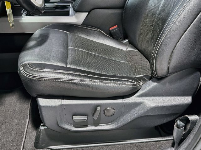 Used 2021 Ford F350 Lariat w/ Chrome Package AWD/4WD image 16