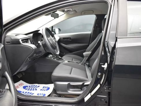 Used 2024 Toyota Corolla LE image 8