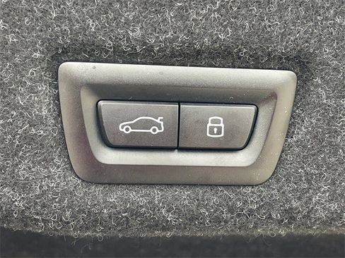 Used 2024 BMW 530i w/ M Sport Package image 31