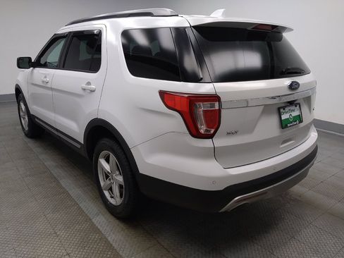 Used 2016 Ford Explorer XLT w/ Equipment Group 202A AWD/4WD image 5