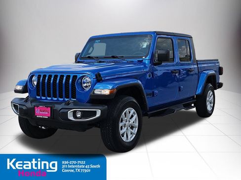 Used 2023 Jeep Gladiator Sport AWD/4WD image 4