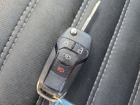 Used 2013 Ford Fusion SE image 36