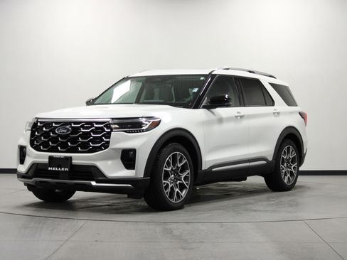 Used 2025 Ford Explorer Platinum w/ Ultimate Package image 8