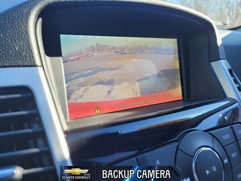 Used 2016 Chevrolet Cruze LT image 9