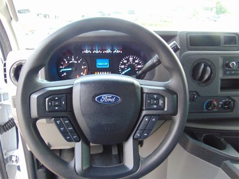 Certified 2024 Ford E-450 and Econoline 450 Super Duty w/ Power Windows & Locks Group image 19
