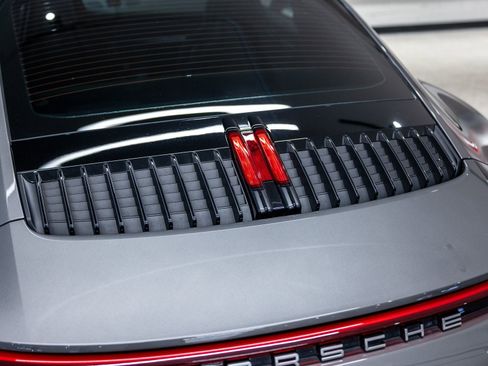 Certified 2020 Porsche 911 Carrera S RWD image 22