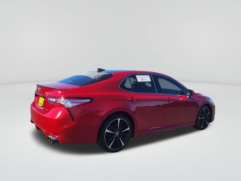 Certified 2020 Toyota Camry XSE image 7