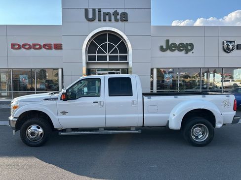 Used 2011 Ford F350 Lariat w/ Lariat Ultimate Pkg image 3