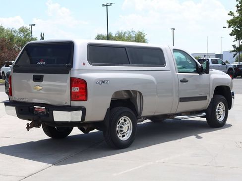 Used 2007 Chevrolet Silverado 2500 LT w/ 1LT Convenience Package AWD/4WD image 6