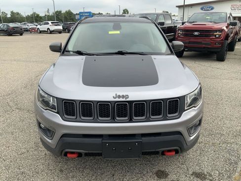 Used 2019 Jeep Compass Trailhawk AWD/4WD image 3