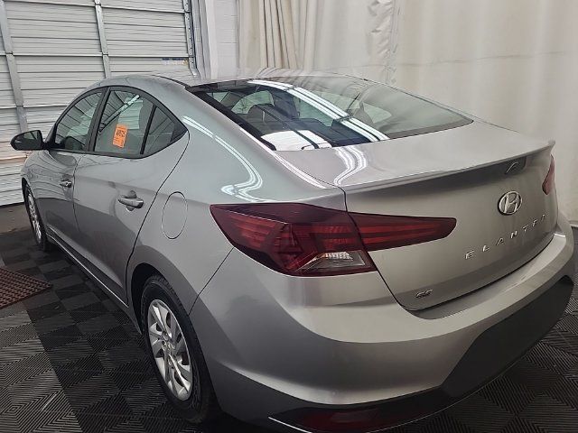 Used 2020 Hyundai Elantra SE FWD image 8