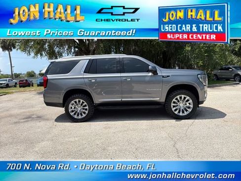 Used 2021 GMC Yukon SLT w/ Rear Media and Nav Package AWD/4WD image 13