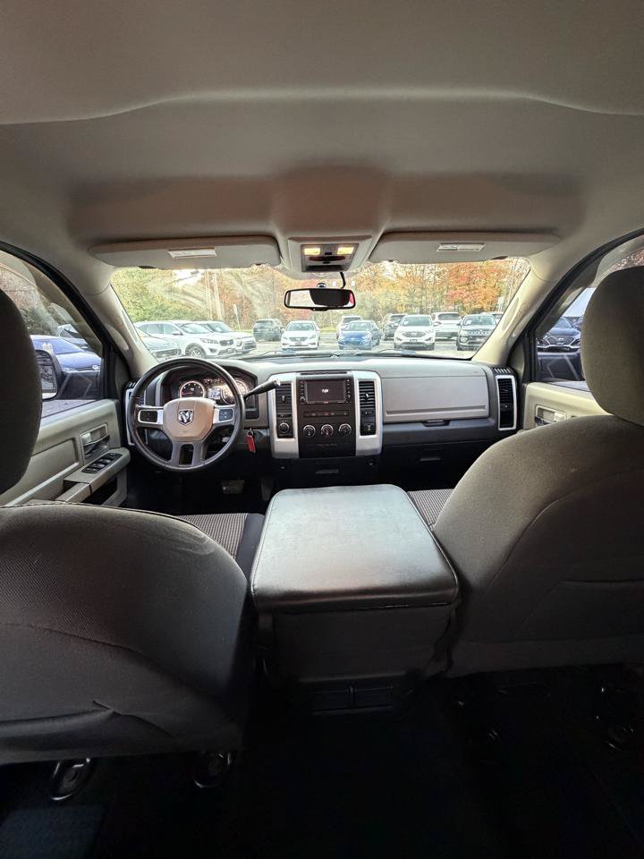 Used 2011 RAM 2500 SLT w/ Luxury Group AWD/4WD image 31