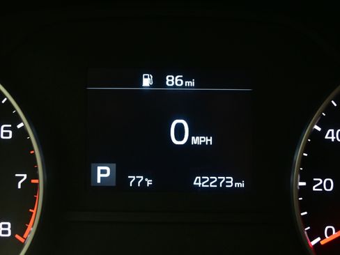 Used 2020 Kia Sportage EX image 26