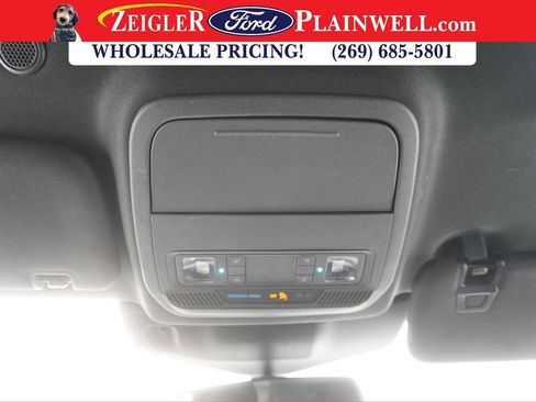 Used 2020 Ford Explorer XLT w/ Equipment Group 202A image 32