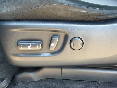 Used 2017 Toyota 4Runner SR5 RWD image 14