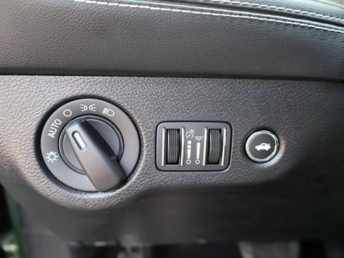 Used 2023 Dodge Challenger SRT Hellcat Widebody image 15