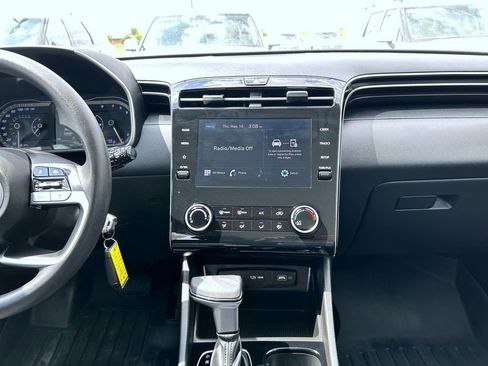 Used 2023 Hyundai Tucson SE AWD/4WD image 14