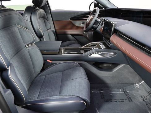 New 2026 Lincoln Nautilus Black Label w/ Jet Appearance Package image 16