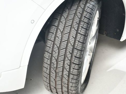 Used 2019 Buick Envision Premium w/ Driver Confidence Package image 71