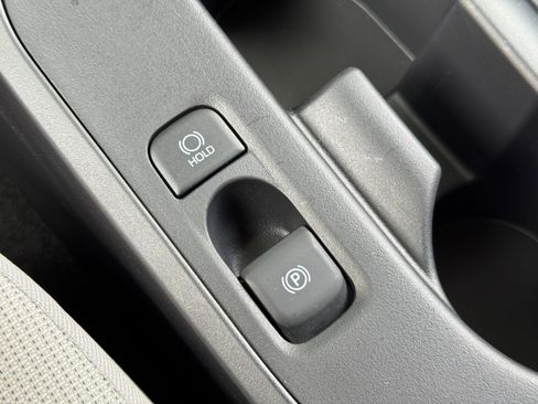 Used 2025 Toyota Corolla LE FWD image 29