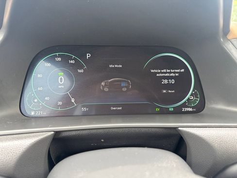 Used 2023 Hyundai Sonata Limited FWD image 6