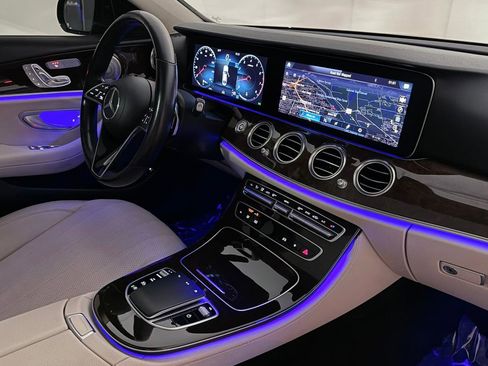 Used 2021 Mercedes-Benz E 350 4MATIC Sedan w/ Premium Package image 23