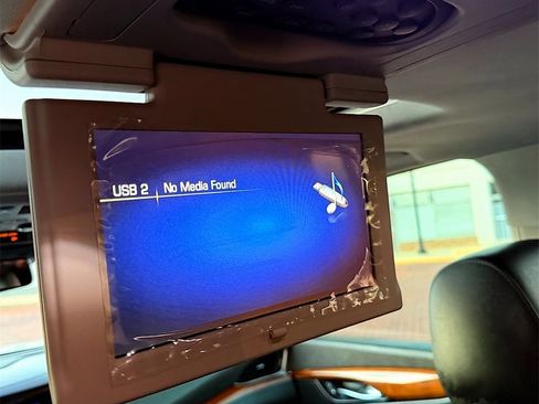 Used 2017 Cadillac Escalade ESV Premium Luxury w/ LPO, Radiant Package image 15