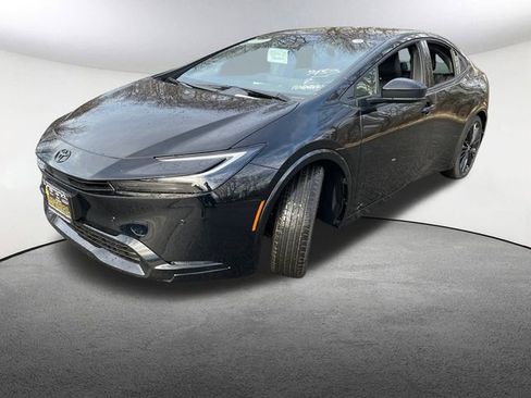 New 2026 Toyota Prius AWD image 7